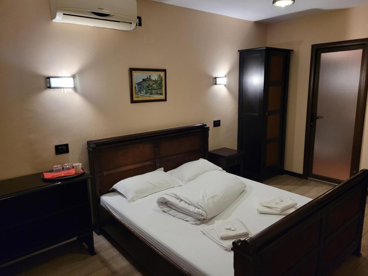 Hotel Vila Caviar Sulina Esterno foto